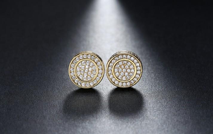 Pave Disc Stud Earring Embellished with Crystals in 18K Gold Plated