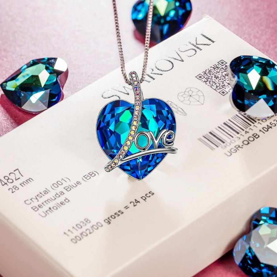 Bermuda Blue Heart Shaped Elements Lining Necklace