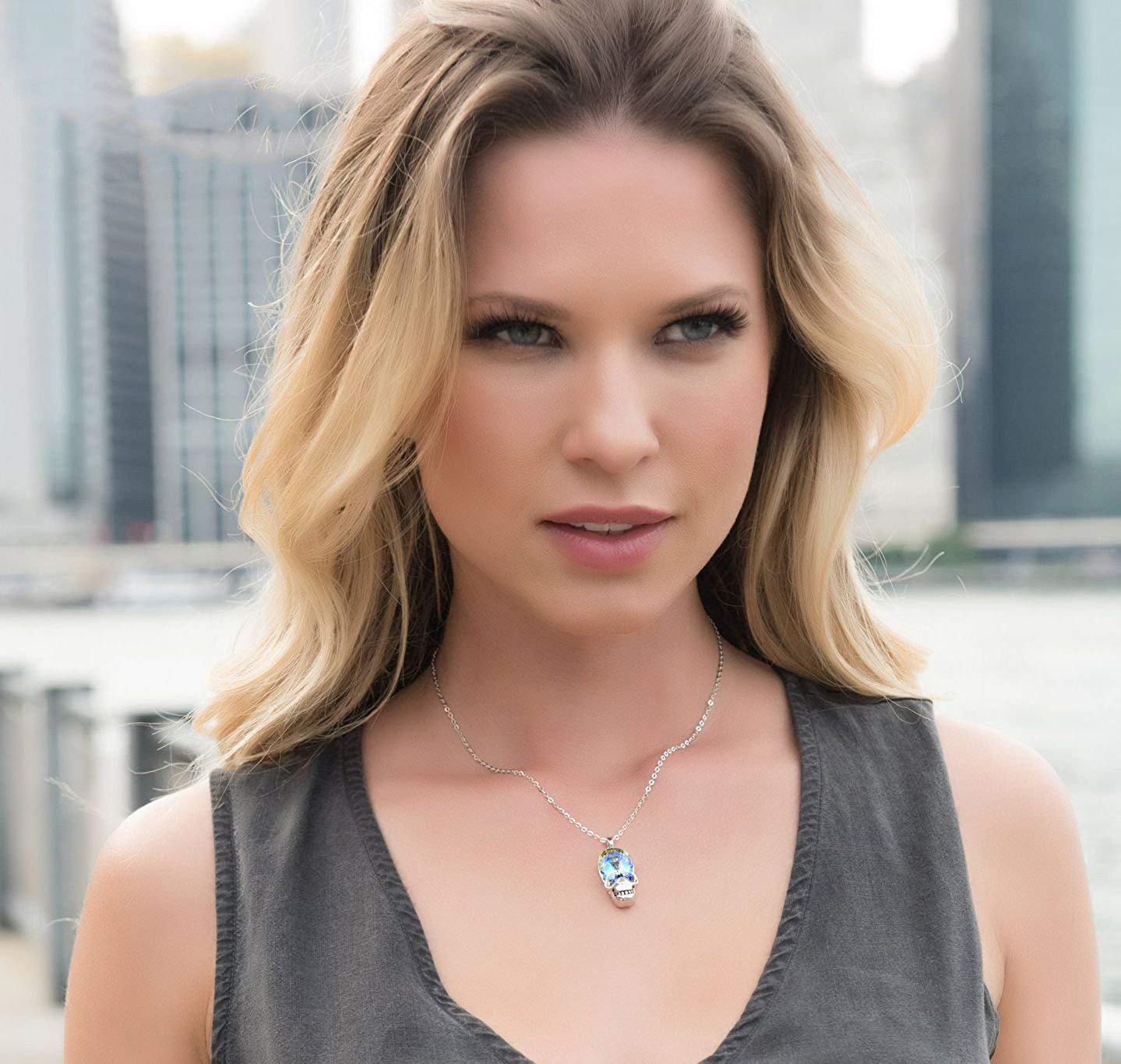 Aurora Borilles Skull Necklace - ALILY