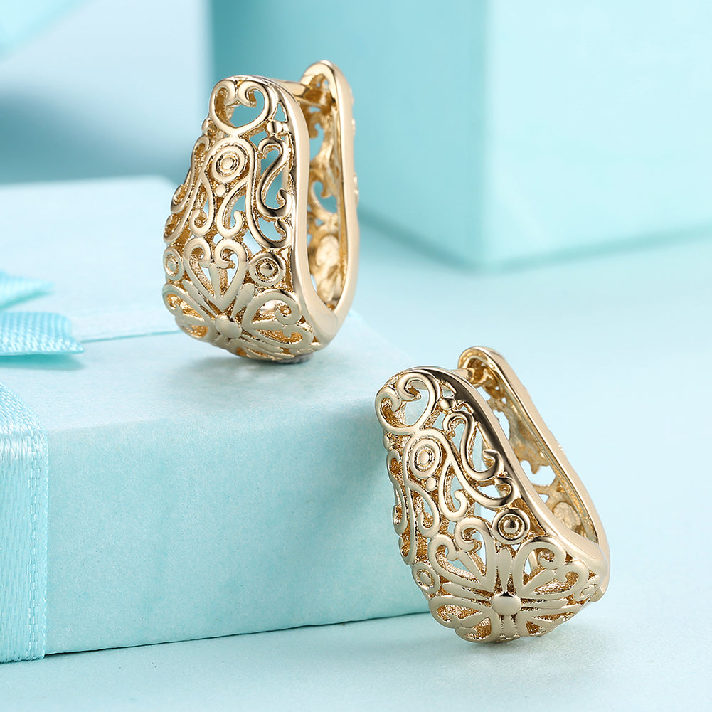 Bohemian Style Filigree Laser Cut Huggie Earring in 18K Gold Plated