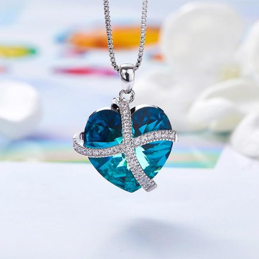 Bermuda Blue  Sleek Heart Pav'e Lining Necklace in 14K White Gold