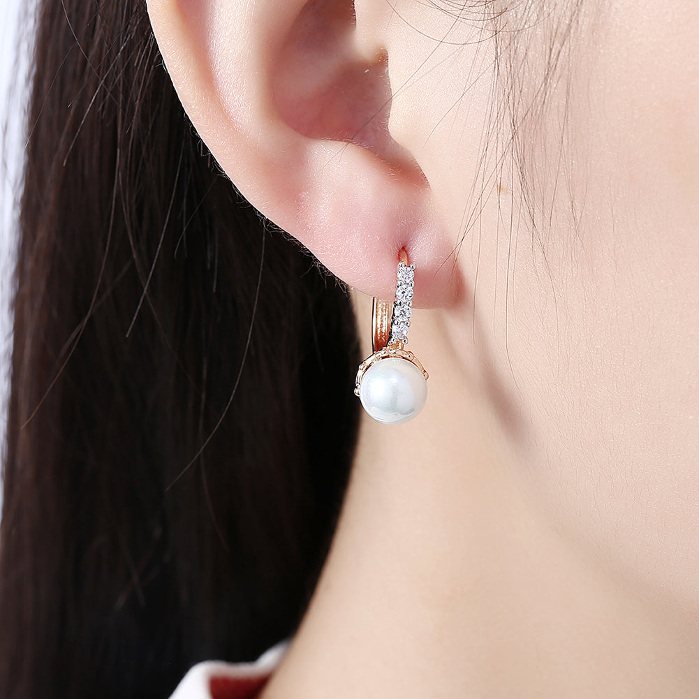 Freshwater Pearl Leverback Earring in 18K Gold Plated with  Crystals