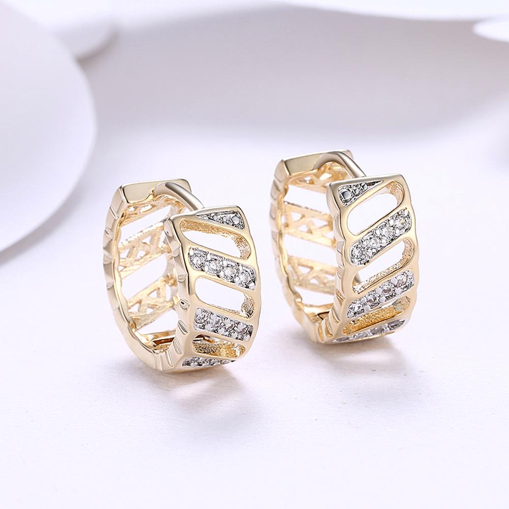 Elements Criss-Cross Hoops in 14K Gold